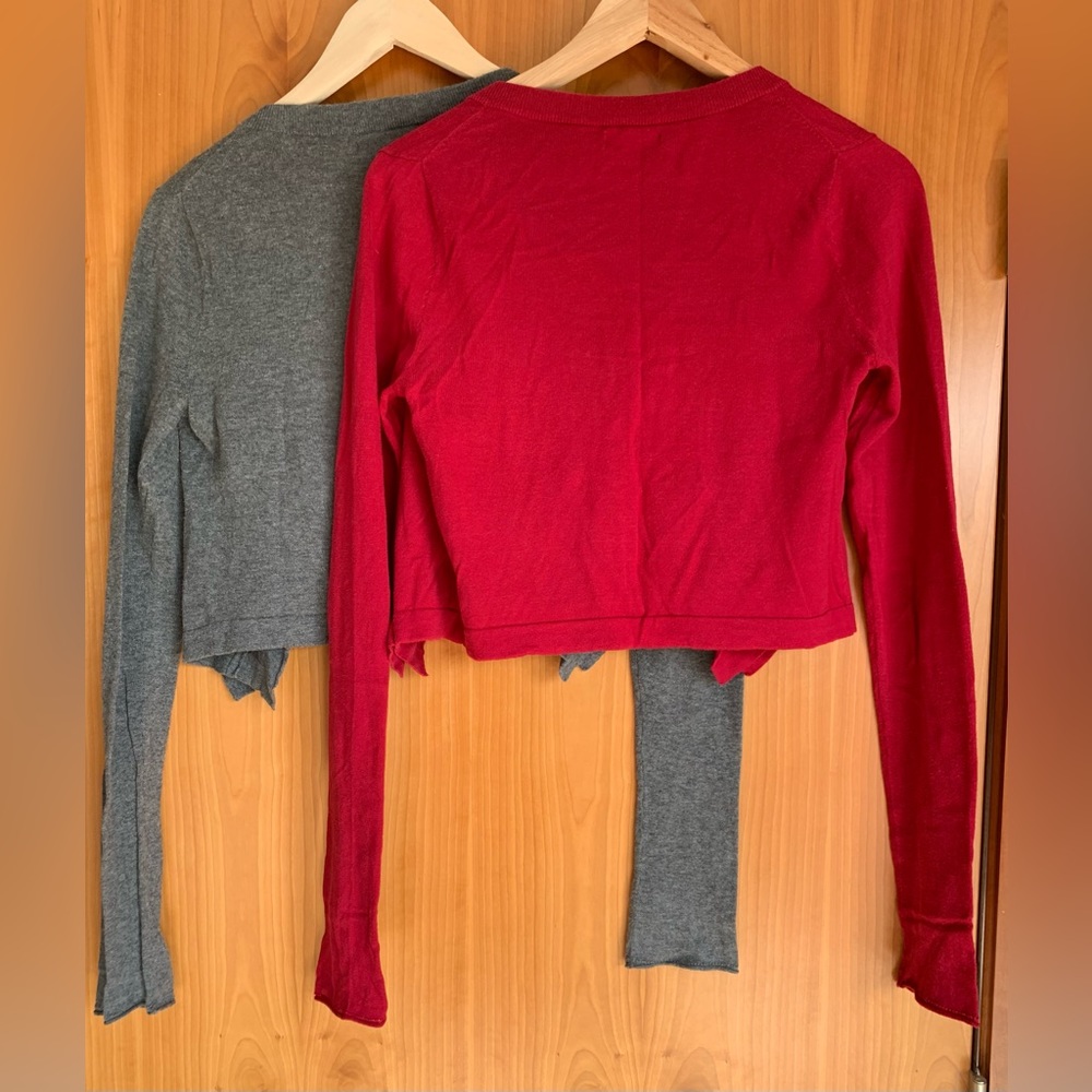 Express Ruffle Cropped/Long-Sleeve Cardigans (red & gray) Size S - Picture 2 of 5